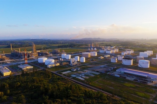 Khám phá Nhà máy lọc dầu Dung Quất - nơi bơm “máu” cho nền kinh tế