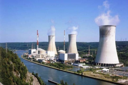Hoàn thiện cơ sở pháp lý để phát triển điện hạt nhân