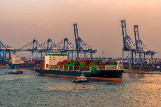 Ông Trump dọa áp thuế, các quốc gia châu Á tìm thị trường mới