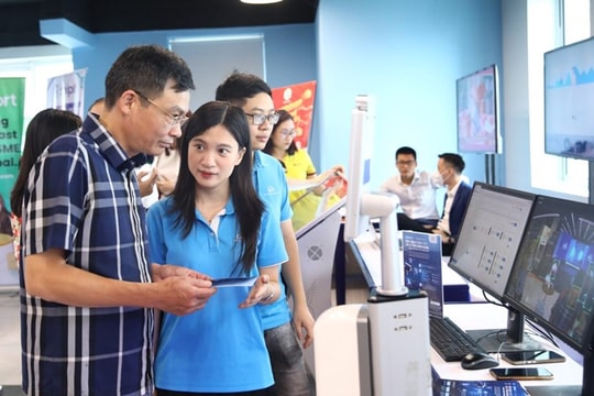 Doanh nghiệp Việt trong cuộc đua chuyển đổi số