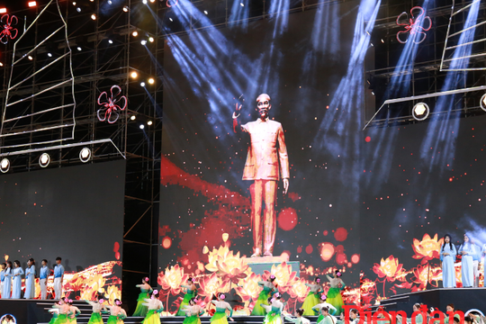 Hải Phòng: Cầu truyền hình Lễ kỷ niệm 70 năm sự kiện Tập kết ra Bắc