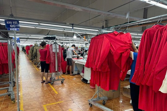 Doanh nghiệp dệt may Nam Định bứt tốc cuối năm