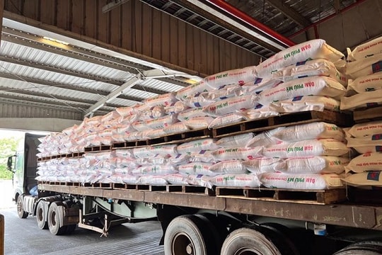 Áp thuế VAT 5% với phân bón: Người dân đang hưởng lợi ở “câu từ”