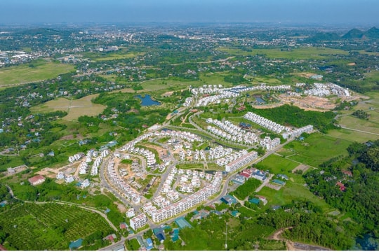 Tiềm năng bất động sản của “viên ngọc xanh” Hòa Bình