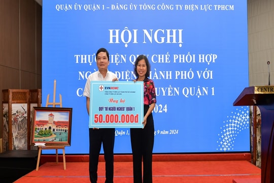EVNHCMC thực hiện tri ân khách hàng