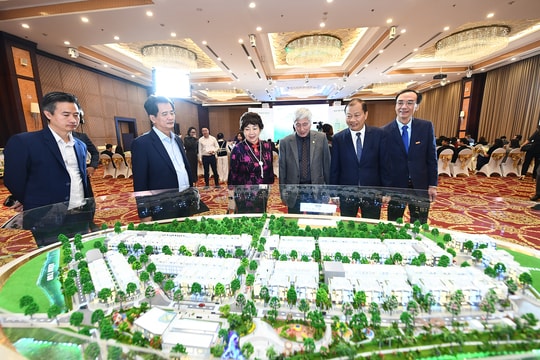 Triển lãm "DỰ ÁN ĐÁNG SỐNG" năm 2024