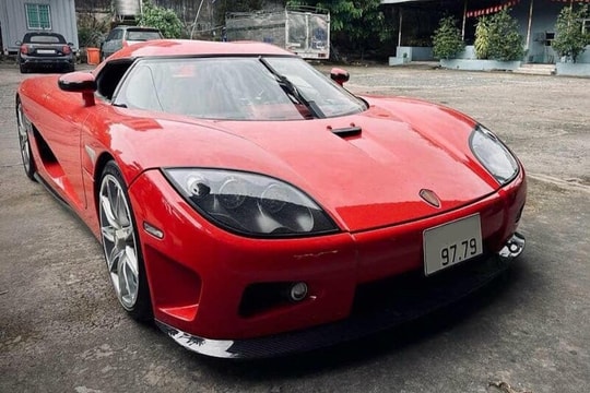 Koenigsegg CCX "độc nhất vô nhị" tại Việt Nam bất ngờ lộ diện