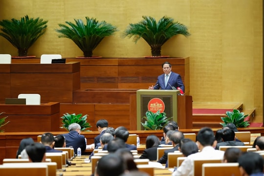 Thủ tướng: Giữ đà, tăng tốc, bứt phá trong năm 2025