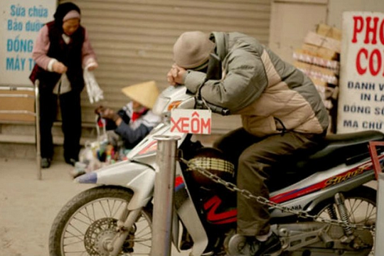 Đề xuất xe ôm phải có thẻ hành nghề: Lo “nhiêu khê”, không cần thiết