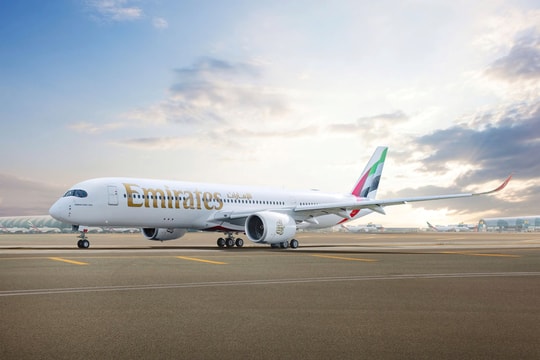 Chiếc A350 đầu tiên gia nhập đội bay của Emirates