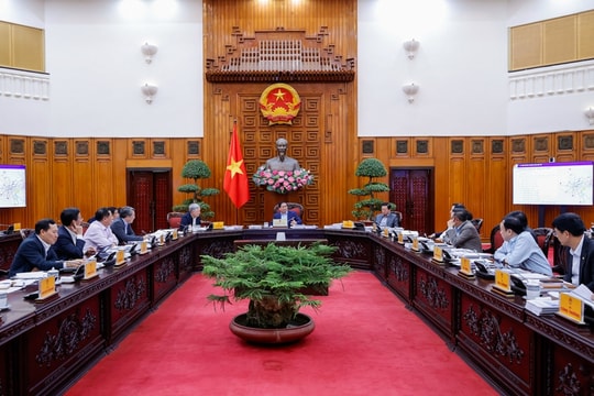 Đẩy mạnh chuyển giao công nghệ, phát triển công nghiệp đường sắt