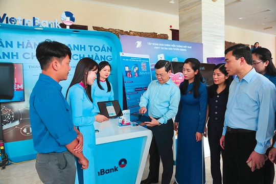 Tuyên Quang tăng tốc chuyển đổi số