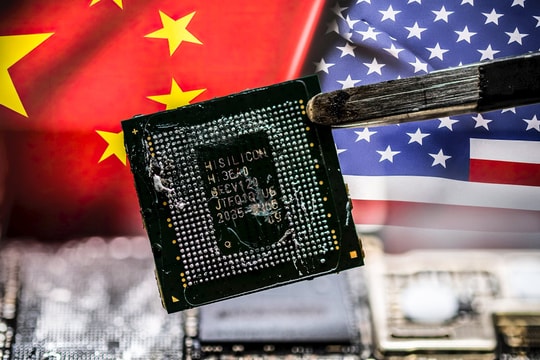 Mỹ sắp siết chặt hơn xuất khẩu chip, ai sẽ bị "vạ lây"?