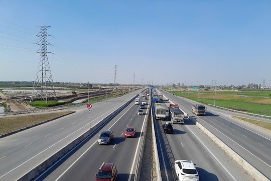 Hưng Yên: Giao thông “đi trước mở đường”