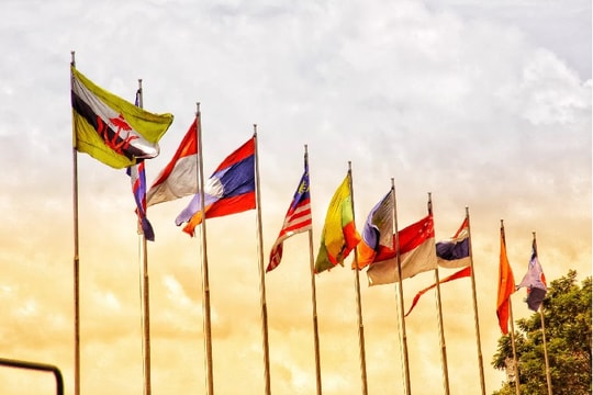 Cơ hội và thách thức tăng lương tối thiểu tại Đông Nam Á