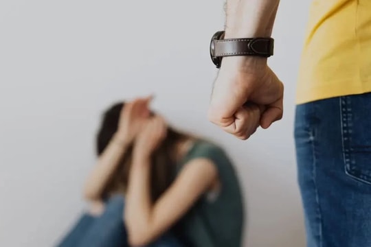 Những mối nguy với gia đình hiện đại