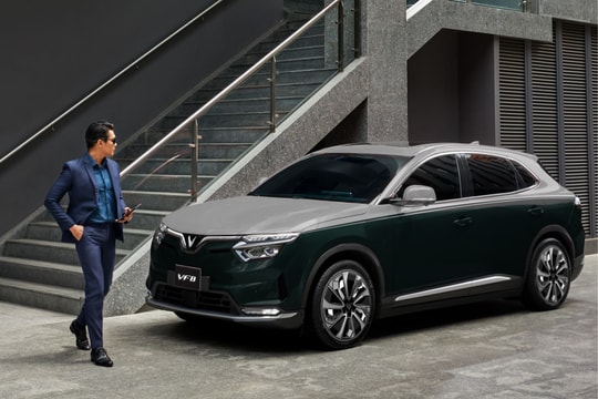 Giám đốc công nghệ trẻ "mê như điếu đổ" VF 8