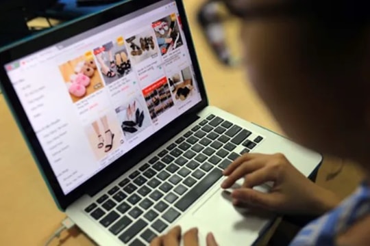 Có nên xây dựng Luật Thương mại điện tử?