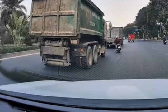 Hành vi tạt đầu xe: Khi vội vàng đánh đổi an toàn