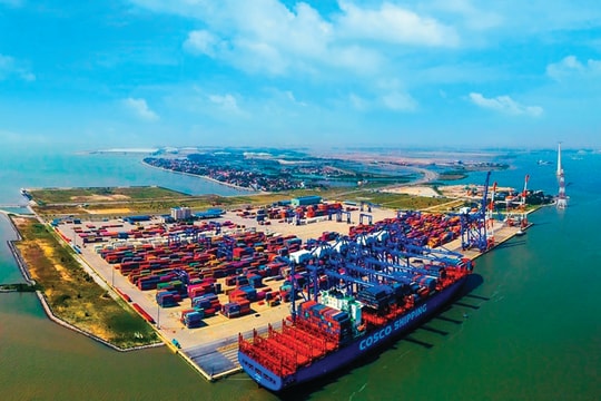 Tăng tốc chuyển đổi xanh cho cảng biển