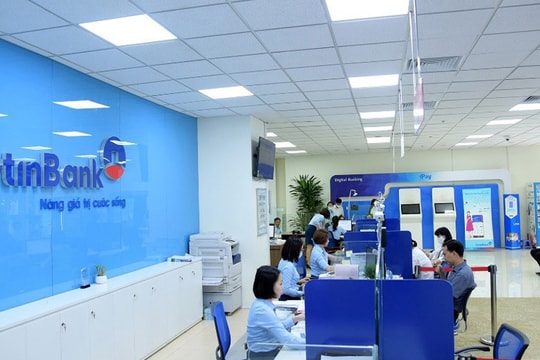 Cổ phiếu ngân hàng dẫn sóng cuối năm