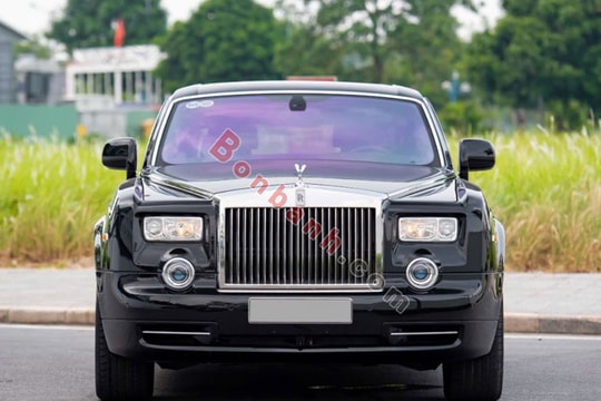 Rolls-Royce Phantom cũ giá 5 tỷ đồng, ai cũng thích nhưng chẳng dám mua