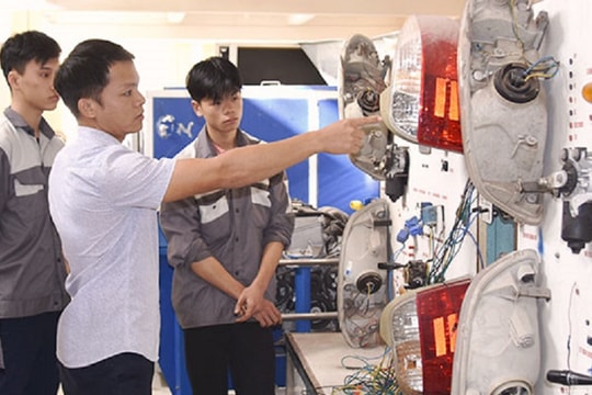 Nam Định: Mở rộng các khu công nghiệp là tạo nhiều cơ hội việc làm