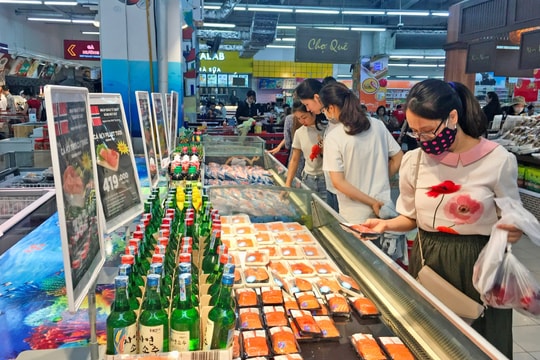 Lạm phát năm 2025: Kiểm soát được nhưng nhiều thách thức