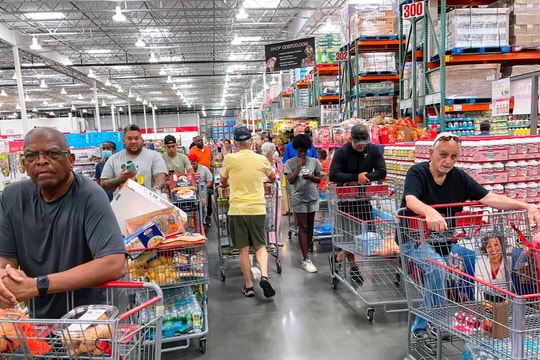 Kinh tế Mỹ lại đối mặt áp lực lạm phát