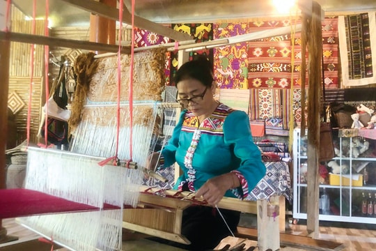 Thổ cẩm miền biên viễn