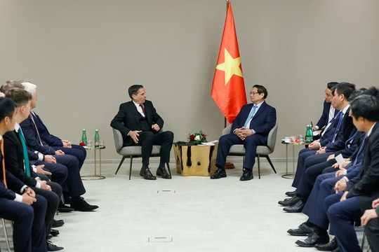 Thủ tướng Phạm Minh Chính khẳng định cam kết hỗ trợ Skoda đầu tư tại Việt Nam