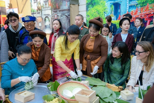Home Hanoi Xuan: Sứ giả kết nối văn hóa Việt với thế giới