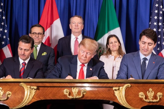 Sau lời đe dọa tăng thuế, Tổng thống Trump muốn gì?