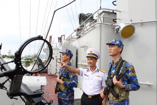 Những người đón giao thừa giữa biển, đảo của Tổ quốc