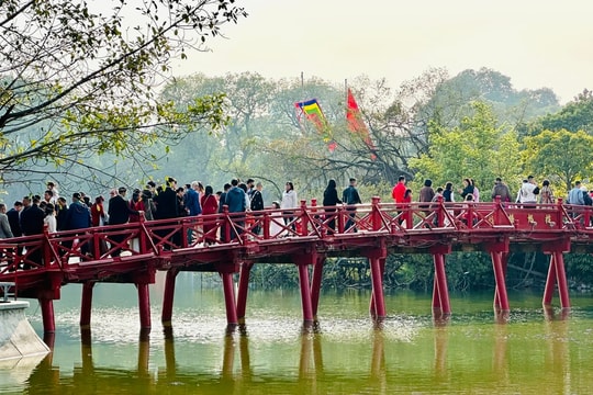 Bệ phóng cho du lịch từ con số ấn tượng