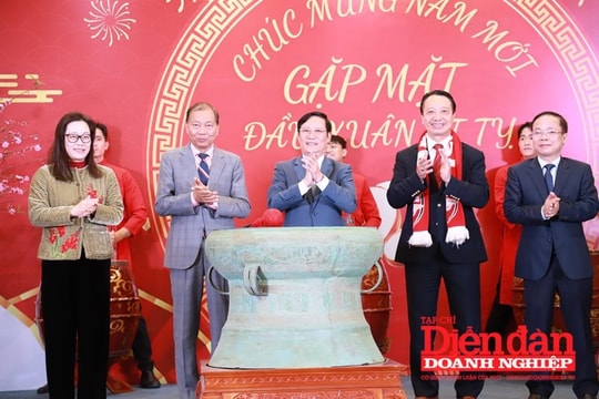 2025 - Năm chuyển đổi để phát triển