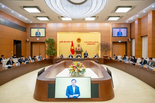 Đổi mới tư duy trong xây dựng và thi hành pháp luật