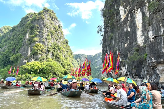 Thúc tiêu dùng nội địa cho tăng trưởng cao