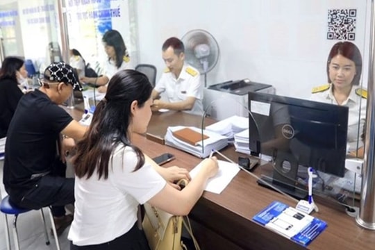 Không nên trì hoãn thêm việc điều chỉnh mức giảm trừ gia cảnh