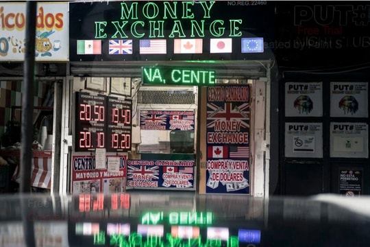 Tiền tệ ASEAN sẽ ra sao trước nguy cơ thuế quan từ Mỹ?