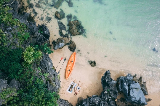 ‏Cát Bà: Thiên đường chờ được đánh thức‏