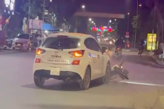Tài xế uống 1 lít rượu, kéo lê xe máy: Say xỉn hay coi thường mạng người?