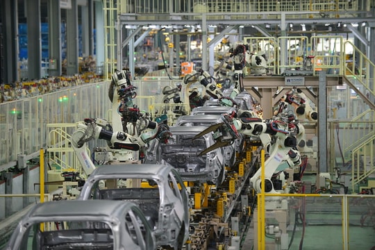 Thị trường ô tô Việt Nam, rút ngắn khoảng cách, sắp vượt Thái Lan?