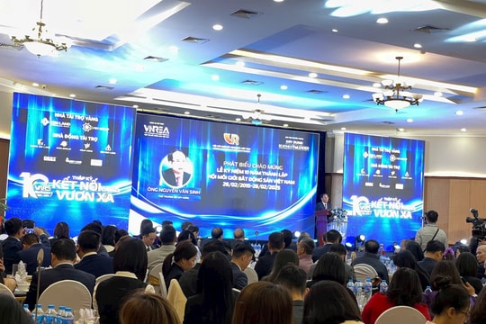 Hành trình 10 năm nâng tầm nghề môi giới bất động sản