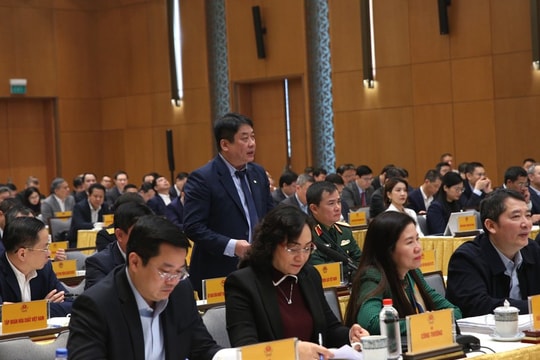 THÚC ĐẨY TĂNG TRƯỞNG KINH TẾ 2025: Chuẩn bị “từ sớm, từ xa” đảm bảo cung ứng điện