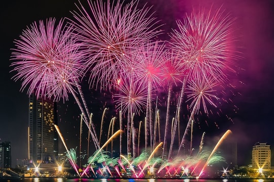 ‏Ưu đãi tới 35% mua vé sớm DIFF 2025 trên ứng dụng Sun Paradise Land‏