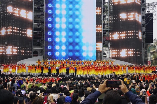 Rạng ngời nét duyên dáng của những nữ chiến sĩ Công an nhân dân