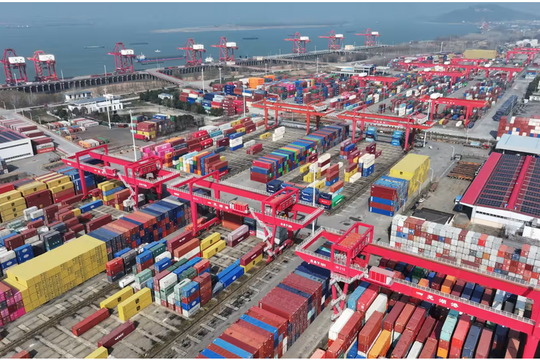 Xuất khẩu Trung Quốc "ngấm đòn" thuế quan Mỹ