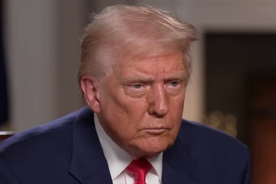 Ông Trump không loại trừ nguy cơ suy thoái kinh tế Mỹ