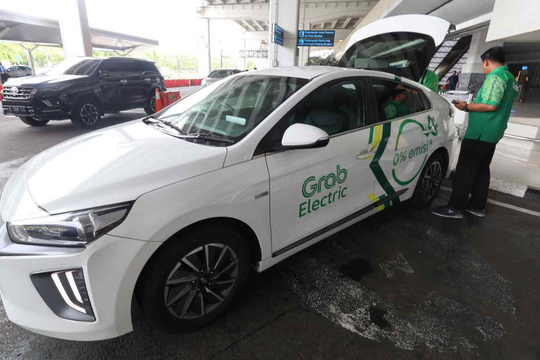 Theo bước Uber, Grab quyết đẩy mạnh xe tự lái
